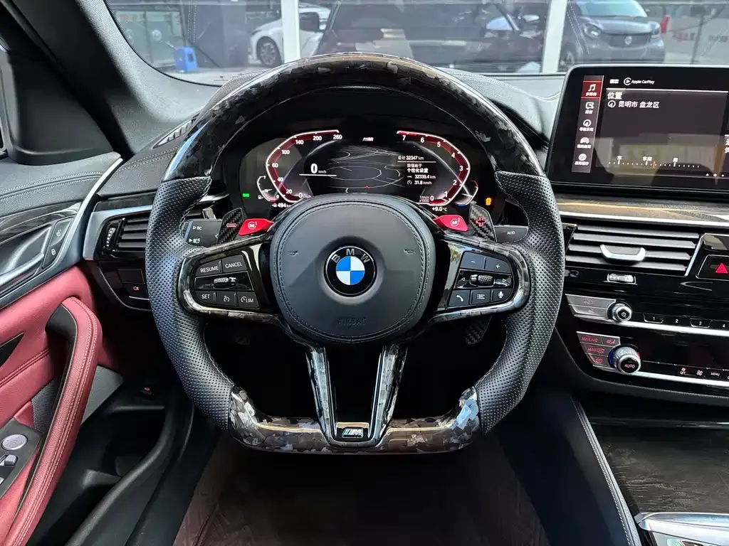 BMW 5 Series — фото 10