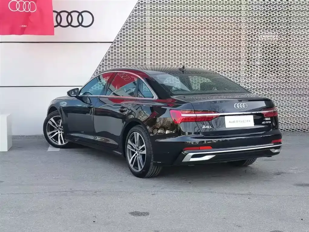 Audi A6L — фото 5