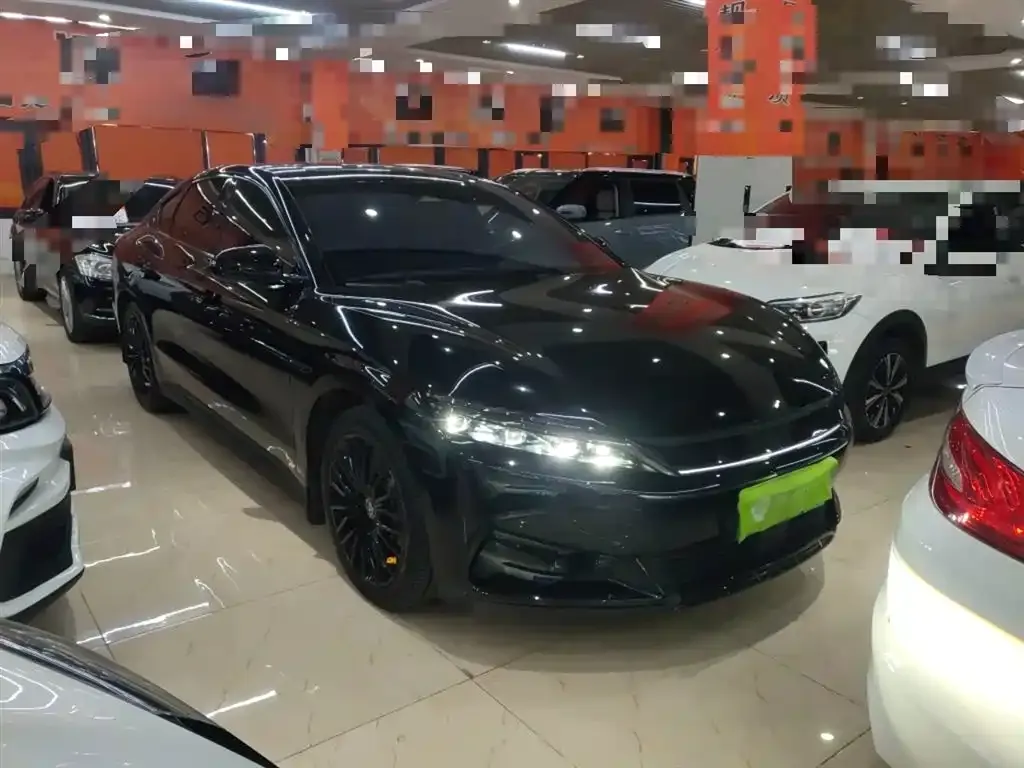 BYD Han — фото 3