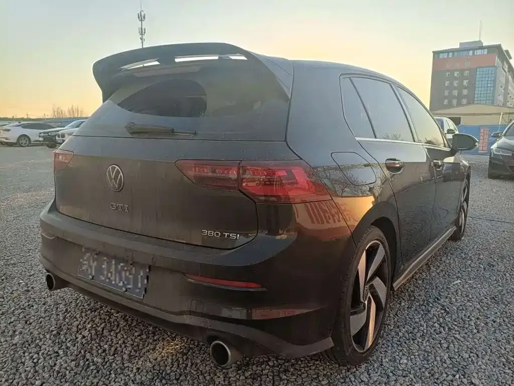Volkswagen Golf GTI — фото 4