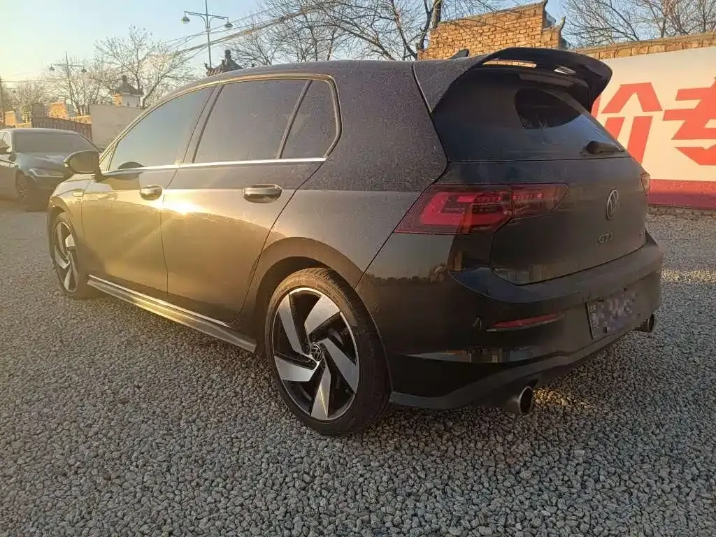 Volkswagen Golf GTI — фото 2