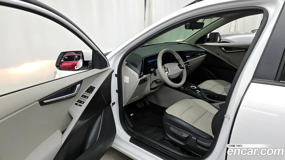 Kia Niro — фото 10