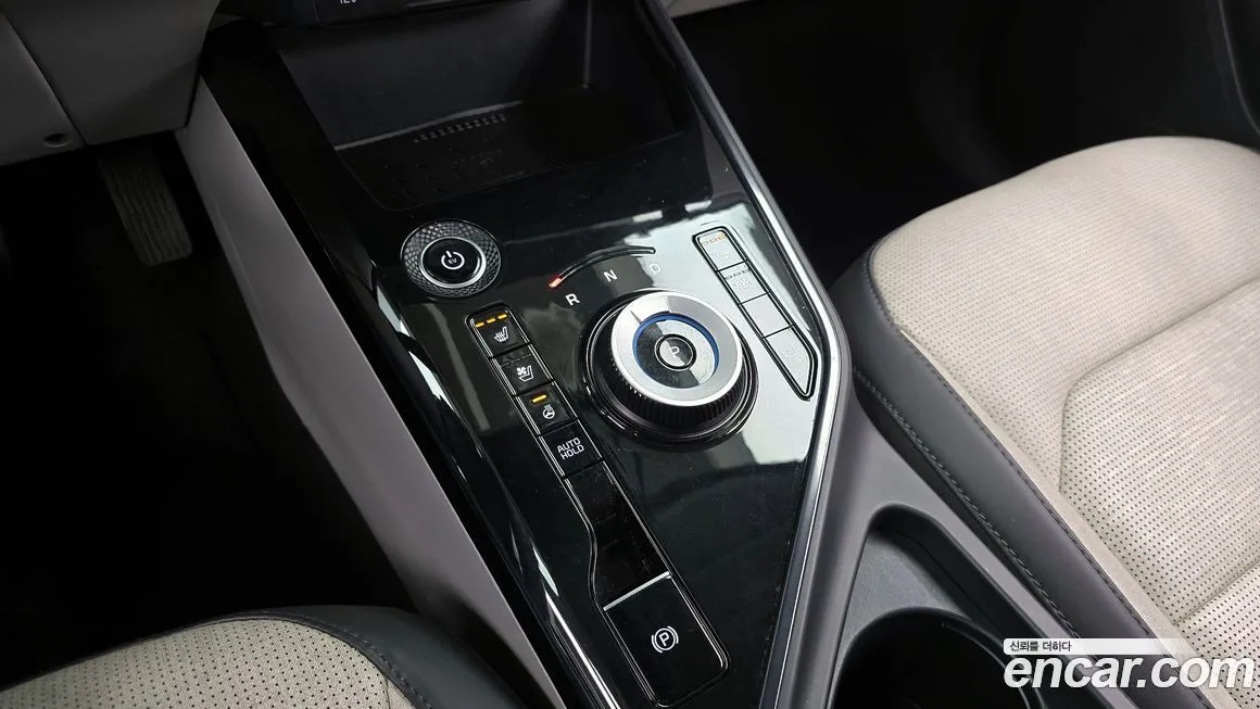 Kia Niro — фото 9