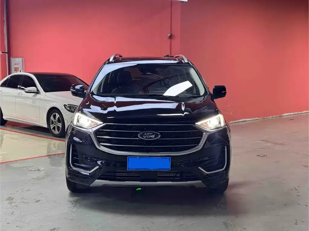 Ford Edge — фото 5