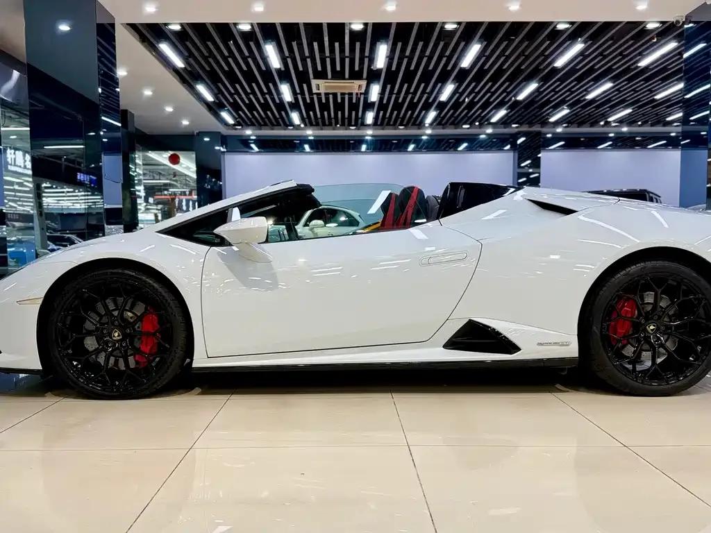 Lamborghini Huracan — фото 9