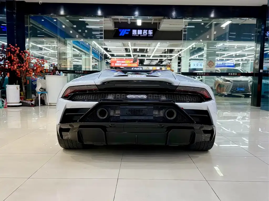 Lamborghini Huracan — фото 4