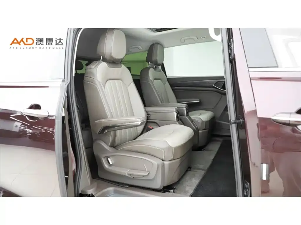 Volkswagen Viloran — фото 9