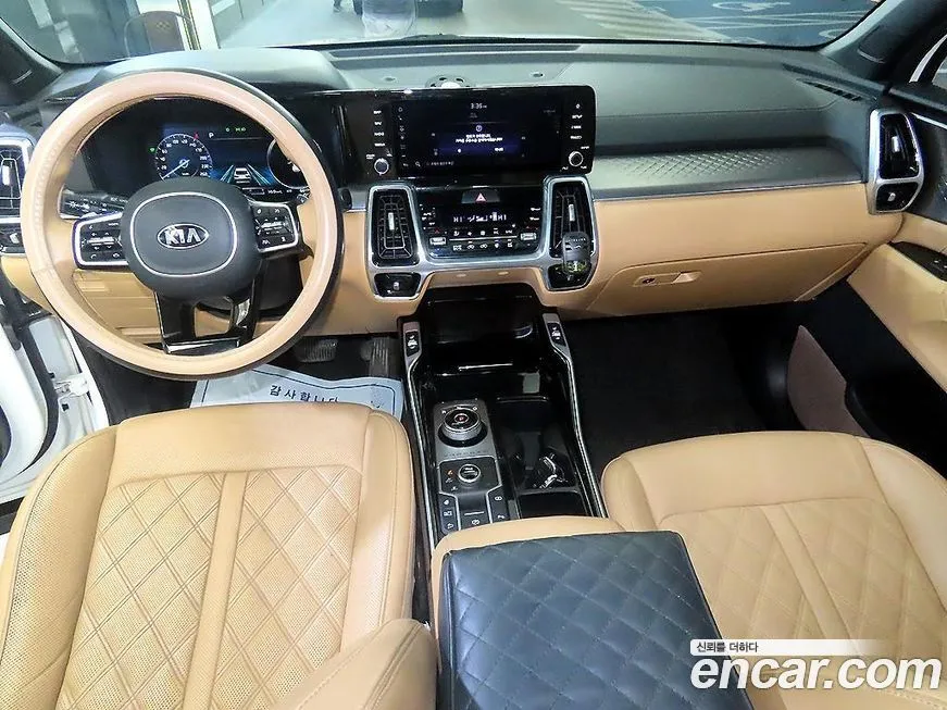 Kia Sorento — фото 6