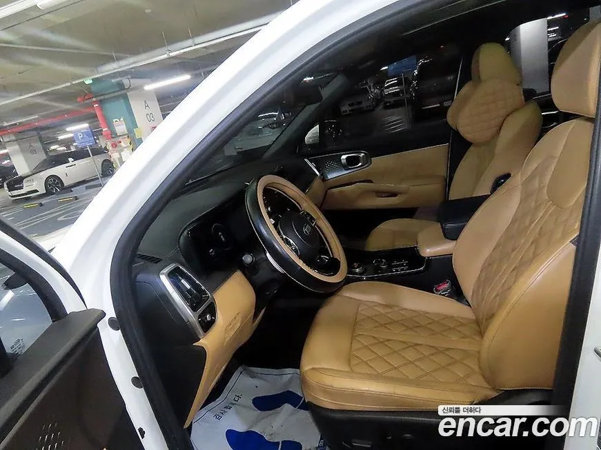 Kia Sorento — фото 10