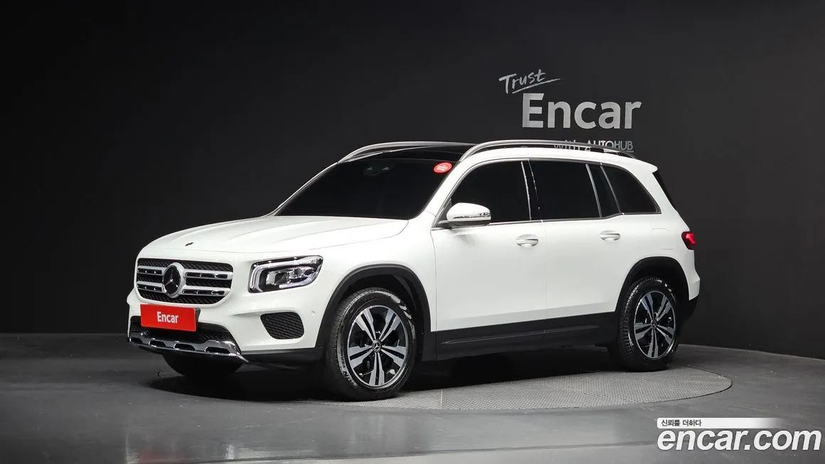 Mercedes-Benz GLB-Class — фото 1
