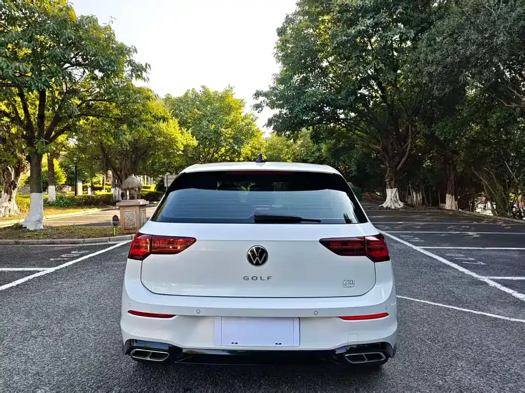 Volkswagen Golf — фото 5