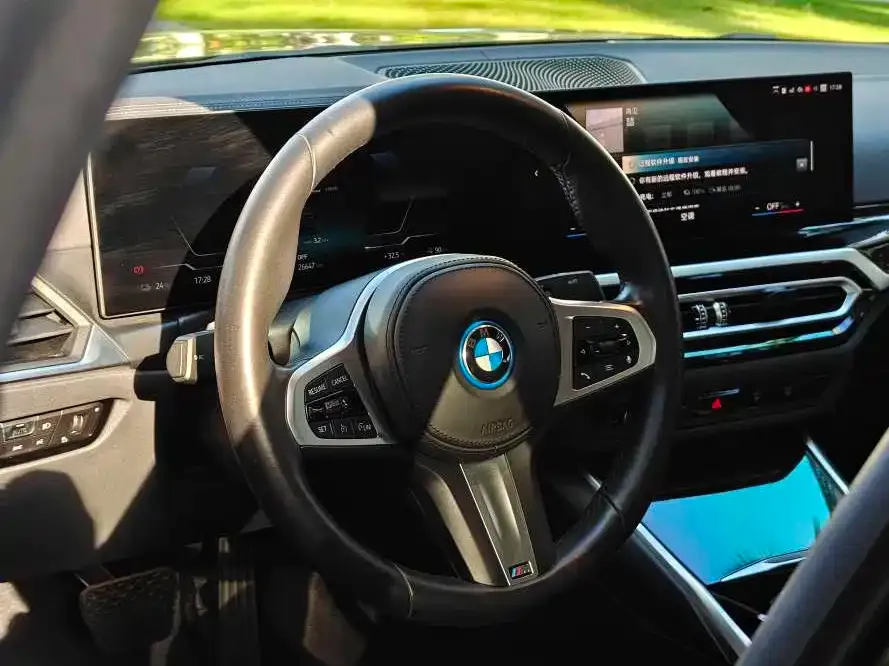 BMW i3 — фото 2