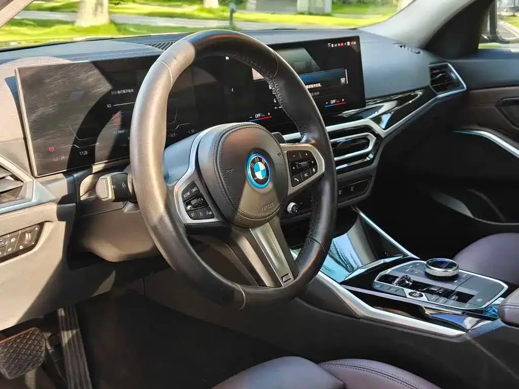 BMW i3 — фото 10