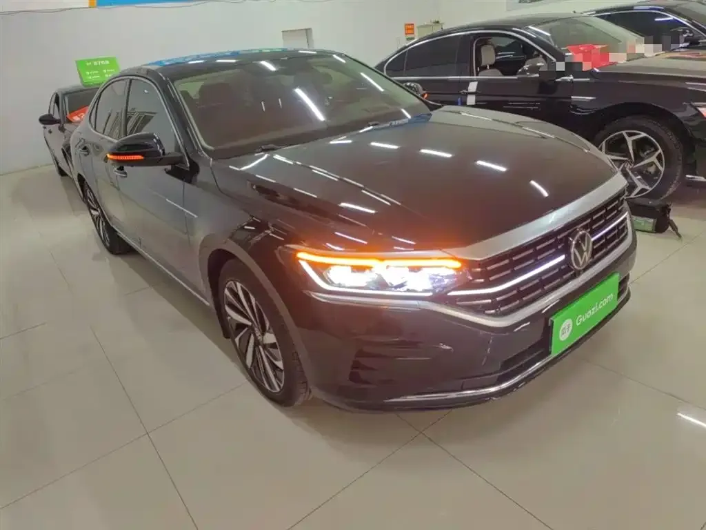 Volkswagen Passat — фото 4