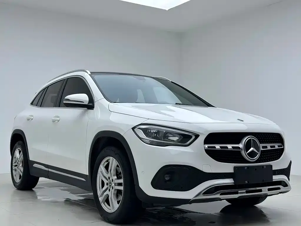 Mercedes-Benz GLA — фото 6