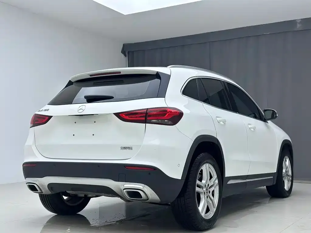 Mercedes-Benz GLA — фото 7