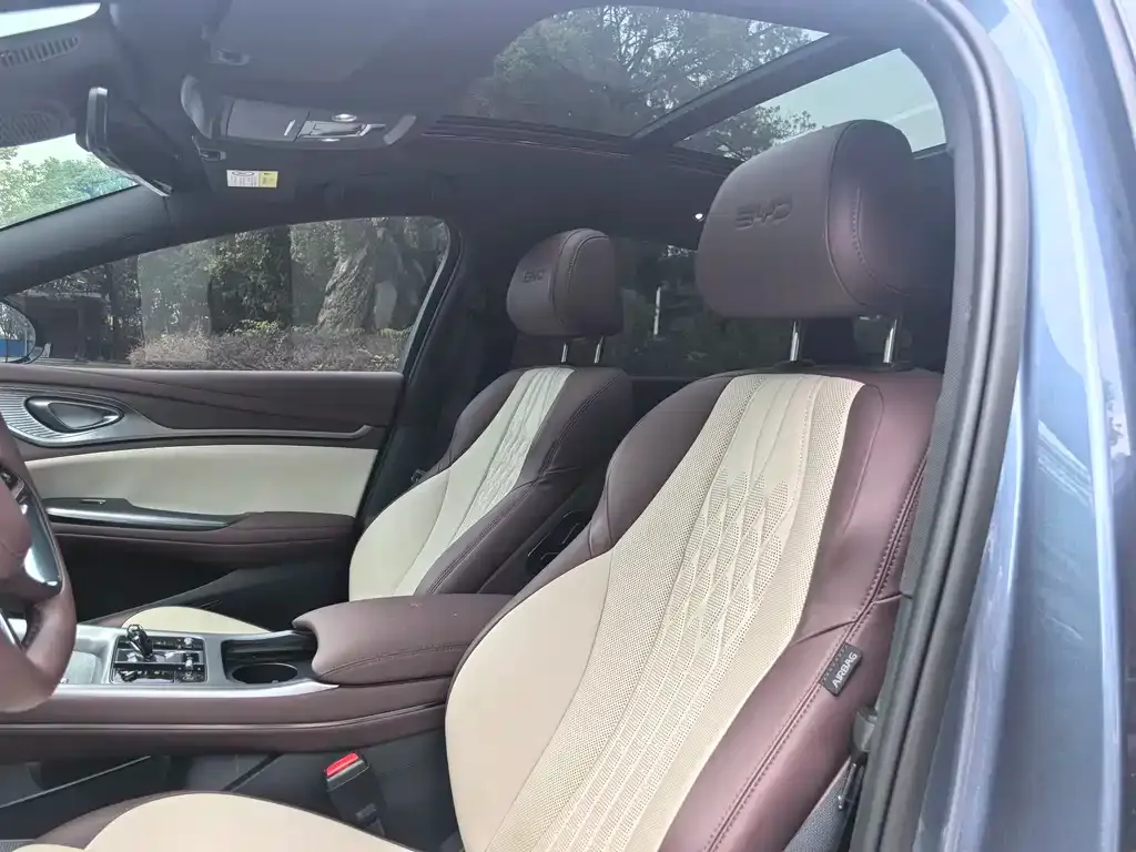BYD Seal — фото 3