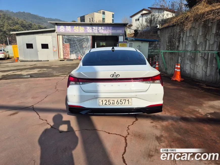 Hyundai AVANTE — фото 10