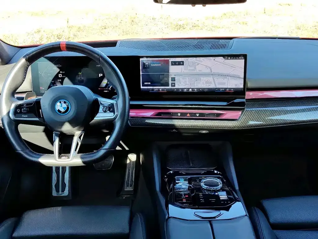 BMW i5 M60 — фото 6