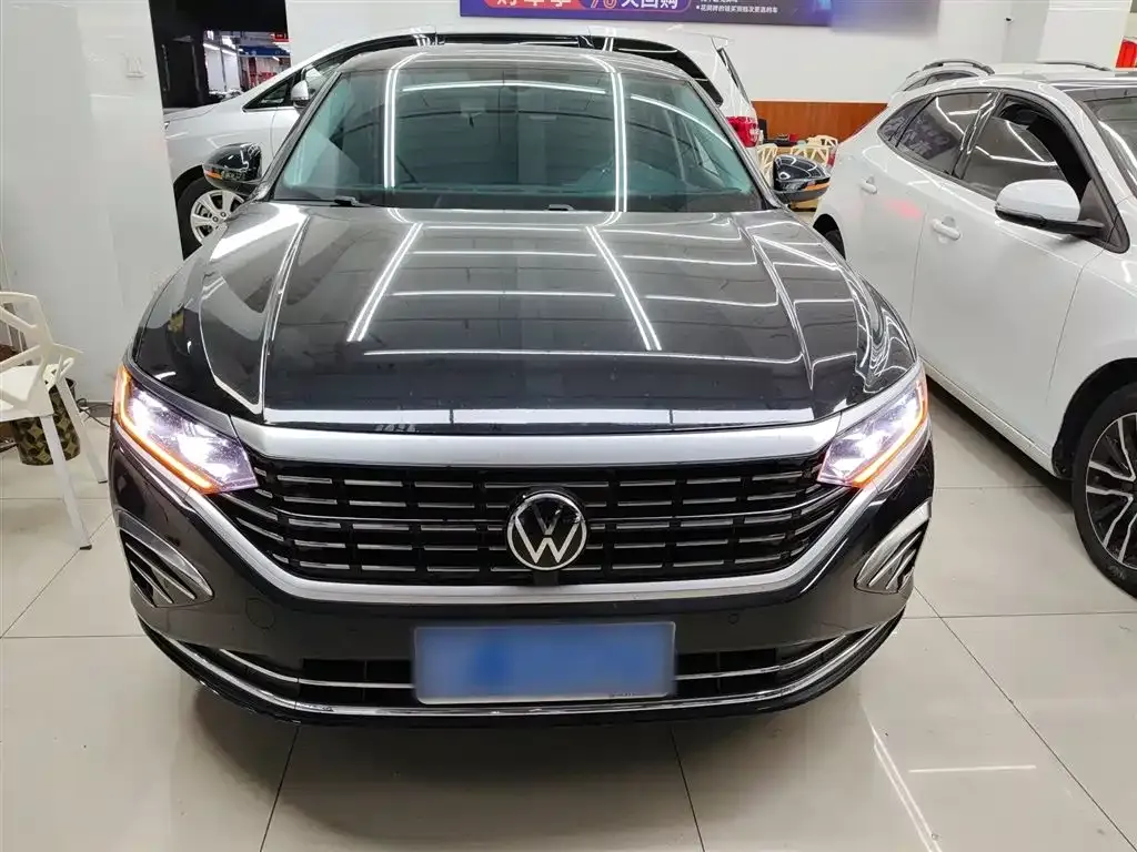 Volkswagen Passat — фото 2