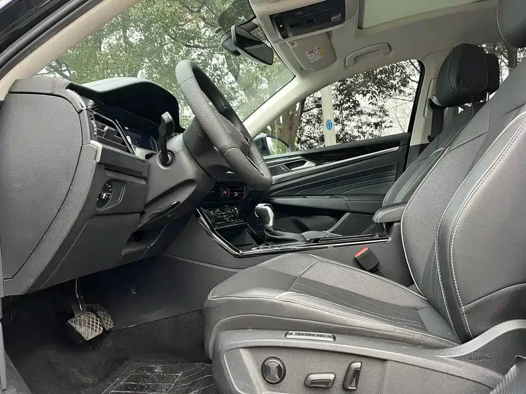 Volkswagen Passat — фото 3