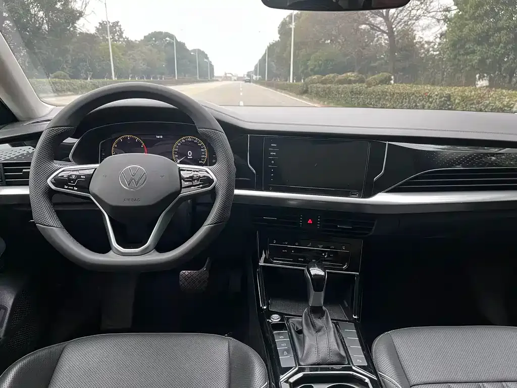 Volkswagen Passat — фото 2