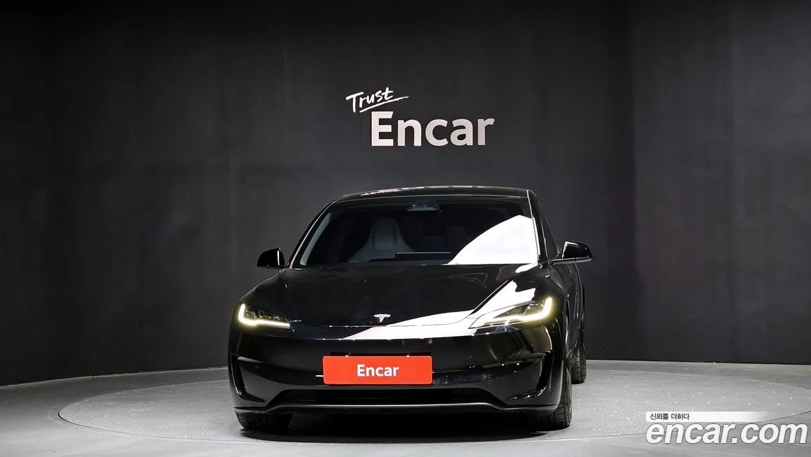 Tesla Model 3 — фото 3