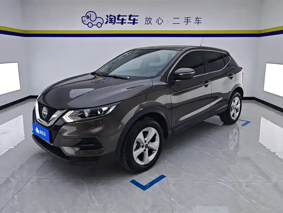 Nissan Qashqai — фото 1