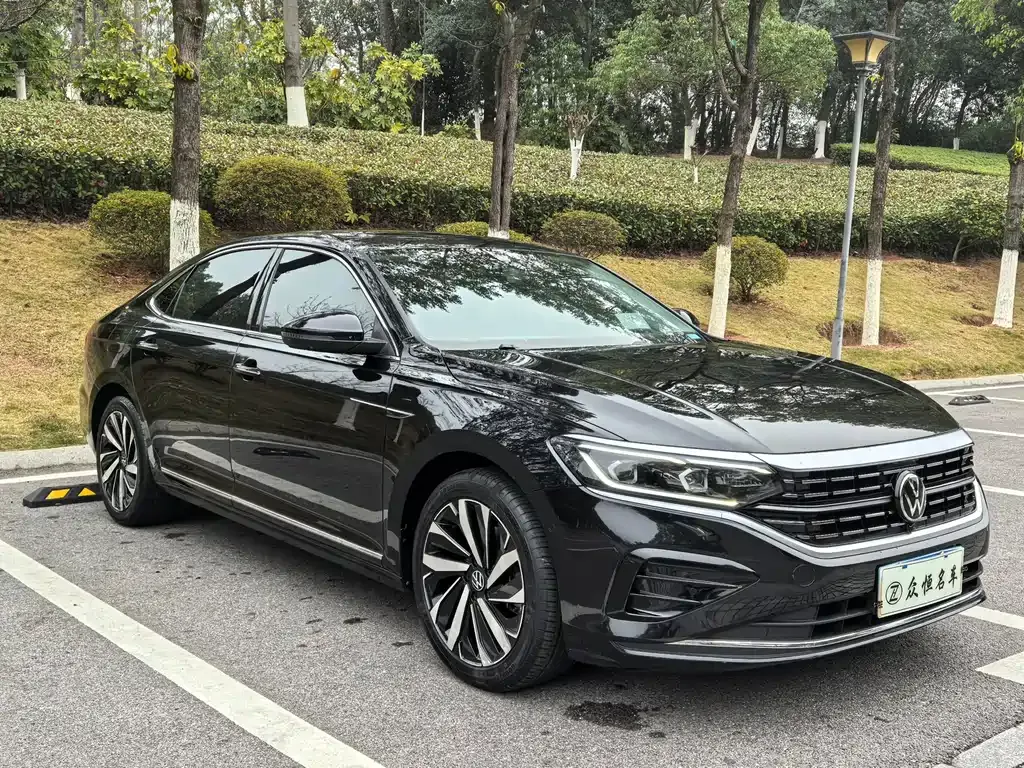 Volkswagen Passat — фото 10