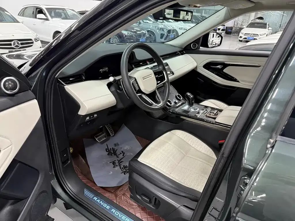 Land Rover Evoque — фото 8