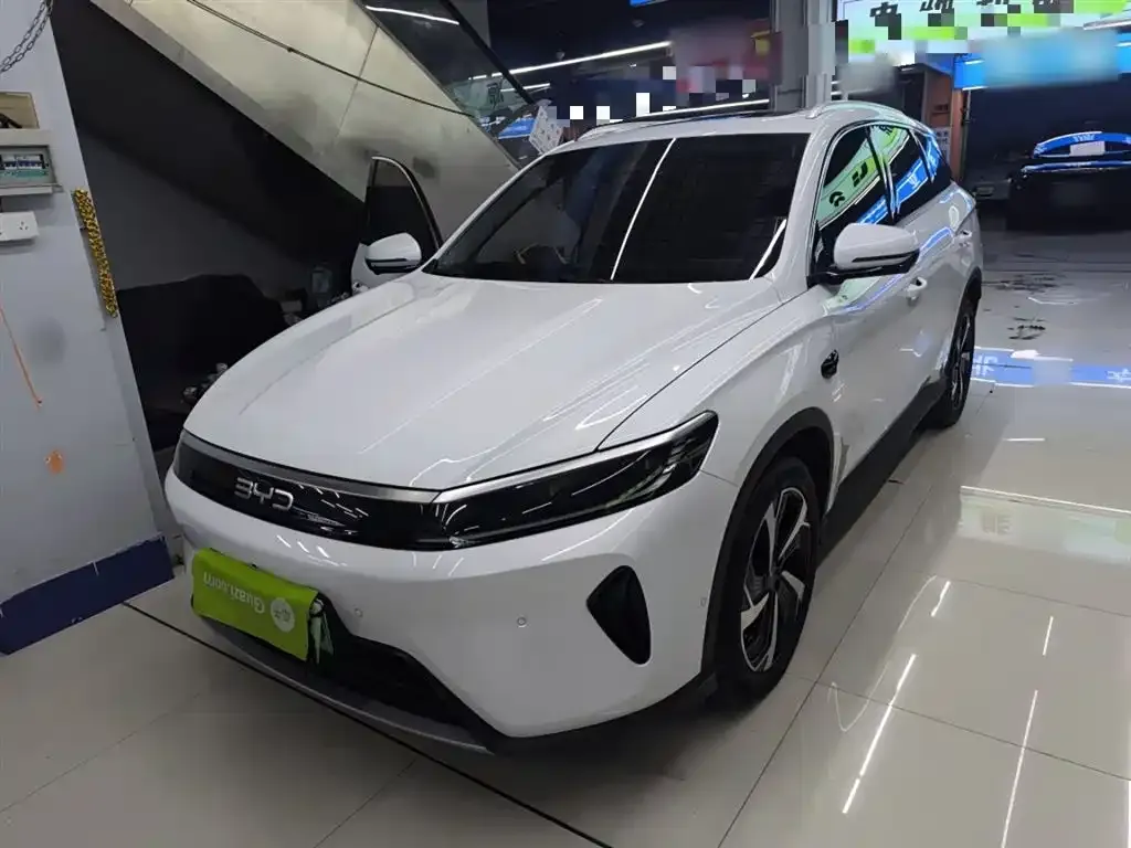 BYD Seal 05 DM-i — фото 4