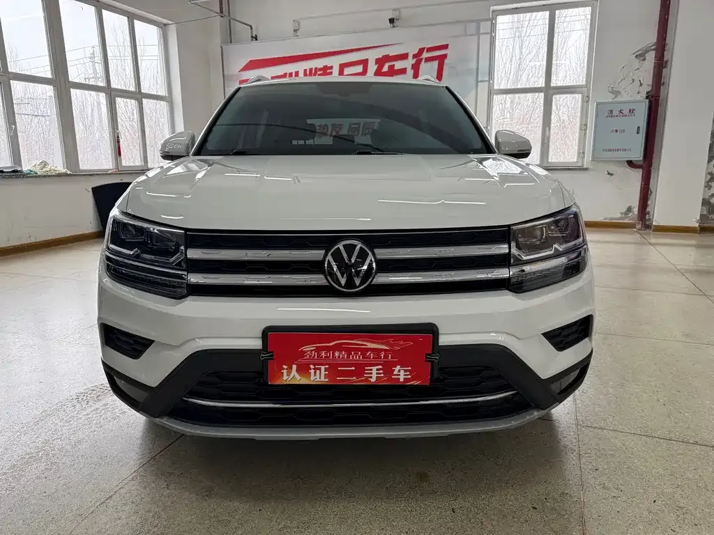 Volkswagen Tharu — фото 6