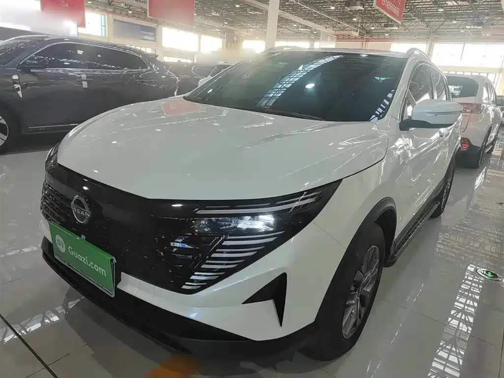 Nissan Qashqai — фото 1