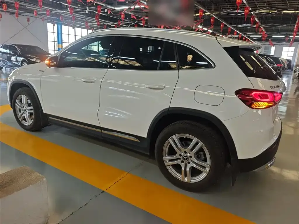 Mercedes-Benz GLA — фото 9