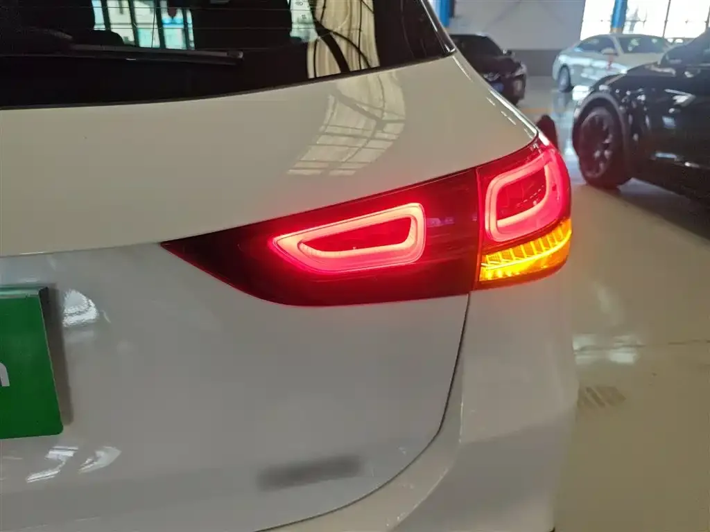 Mercedes-Benz GLA — фото 2
