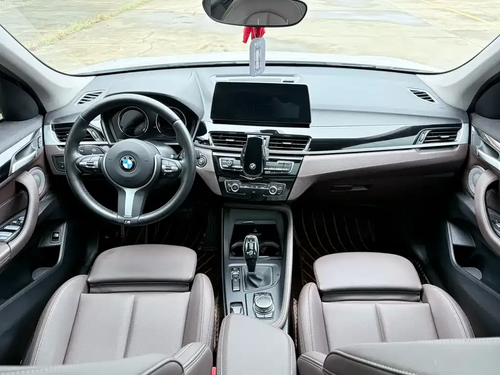 BMW X1 — фото 4