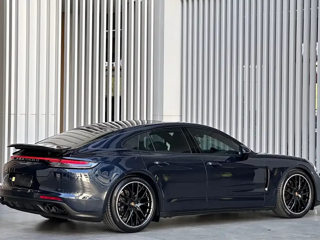 Porsche Panamera — фото 7