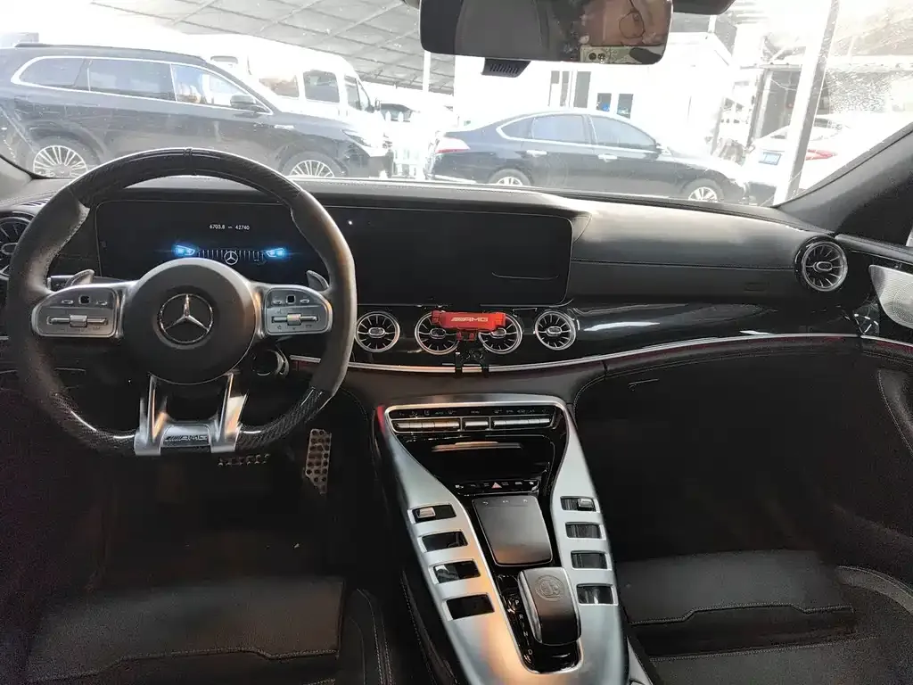 Mercedes-Benz AMG GT — фото 7