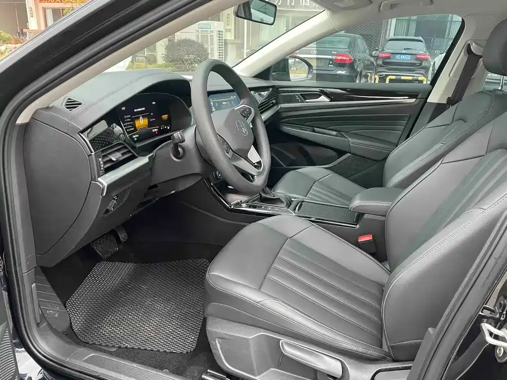 Volkswagen Passat — фото 10