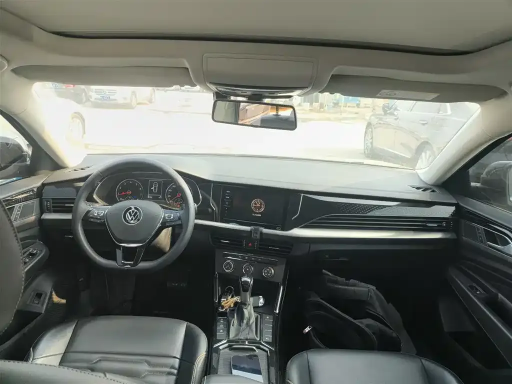 Volkswagen Passat — фото 4