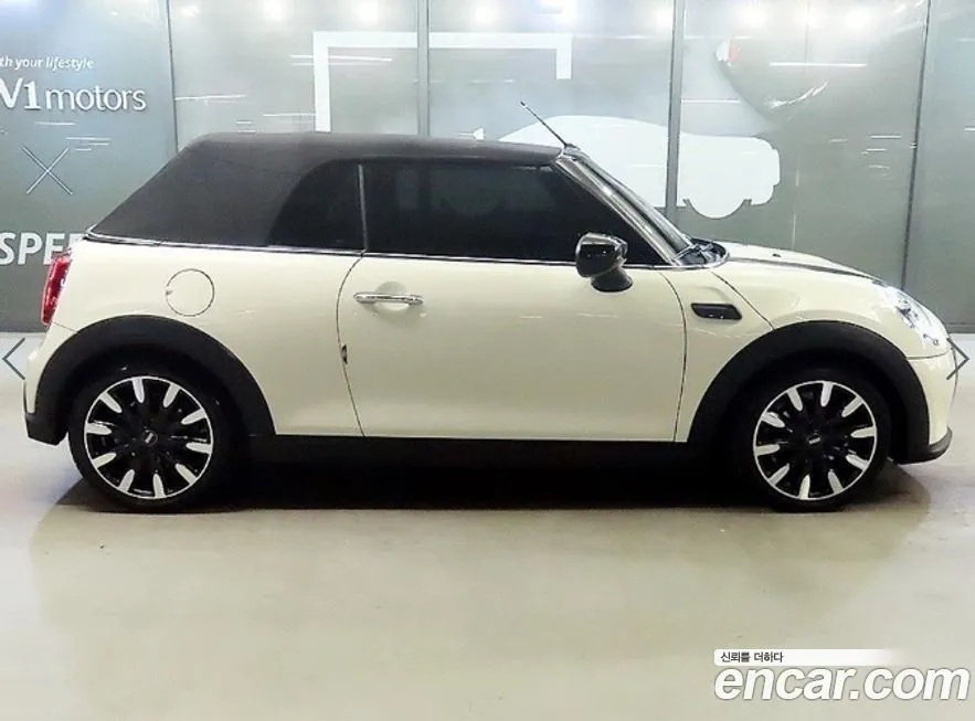 Mini Cooper Convertible — фото 2