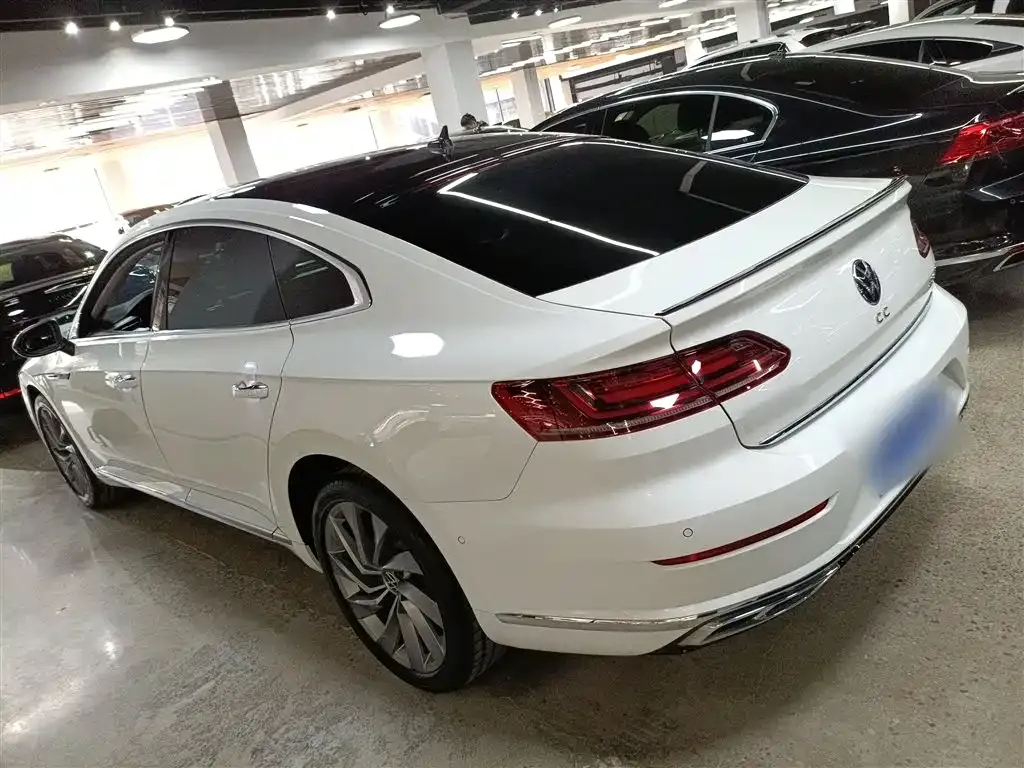Volkswagen CC — фото 9