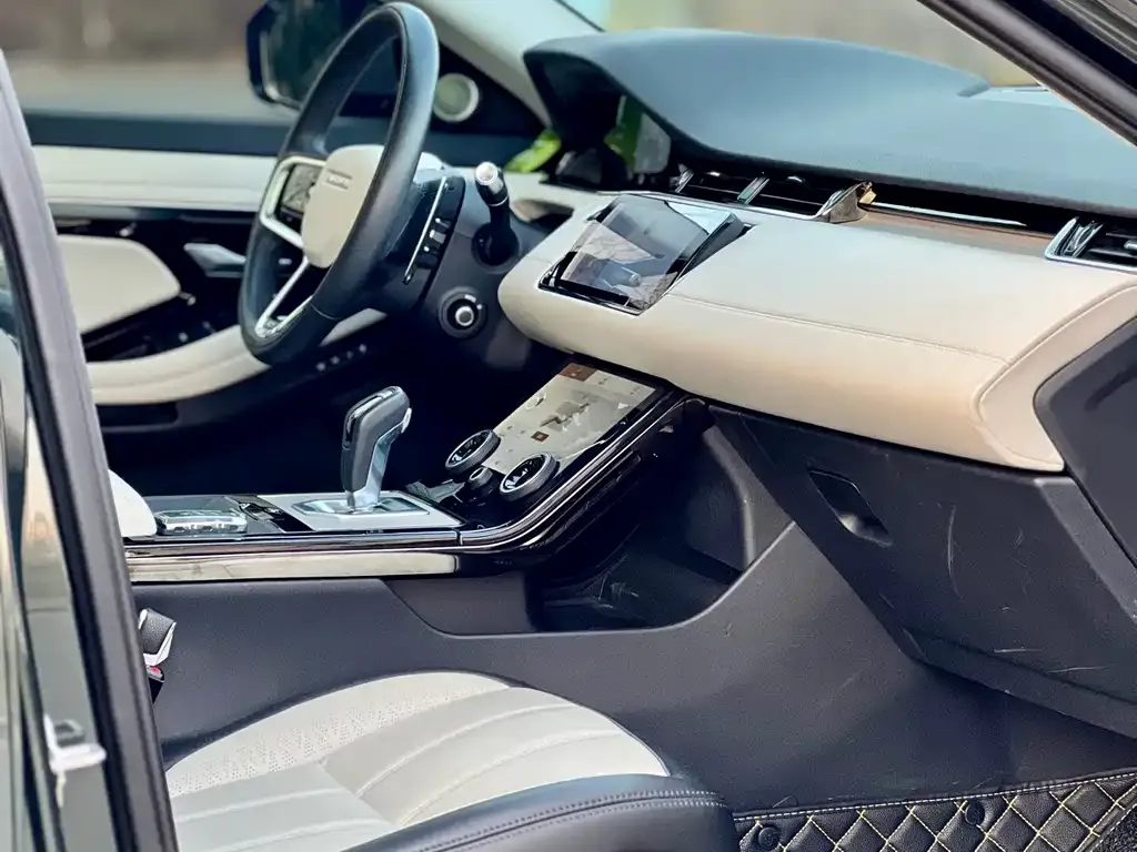 Land Rover Evoque — фото 9