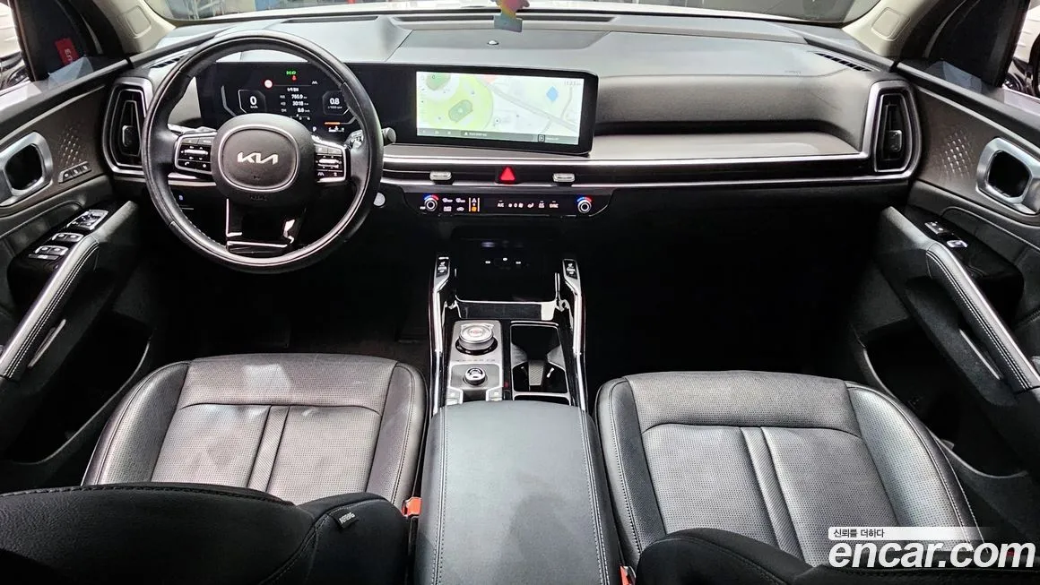 Kia Sorento — фото 7