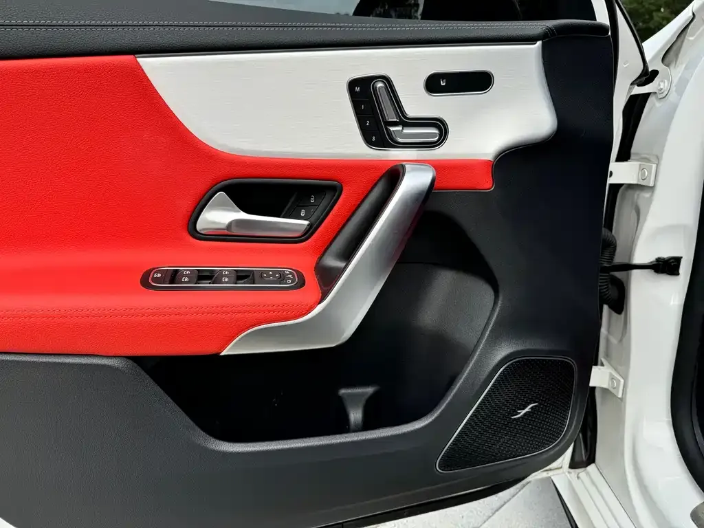 Mercedes-Benz A-Class AMG — фото 3