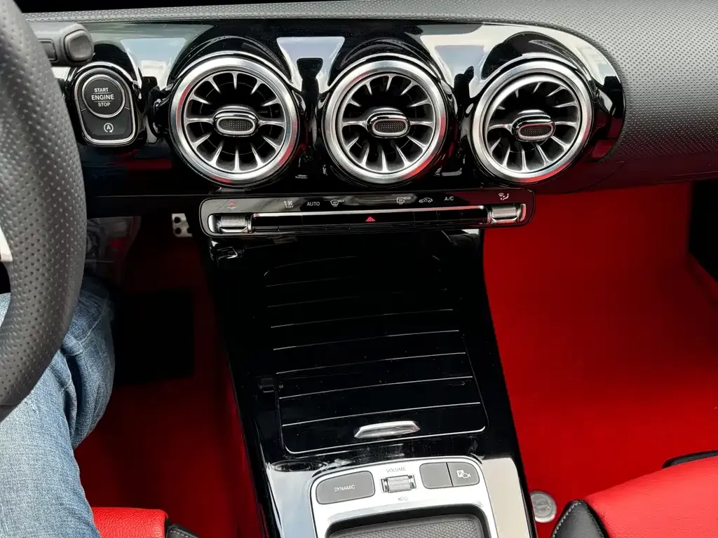Mercedes-Benz A-Class AMG — фото 10