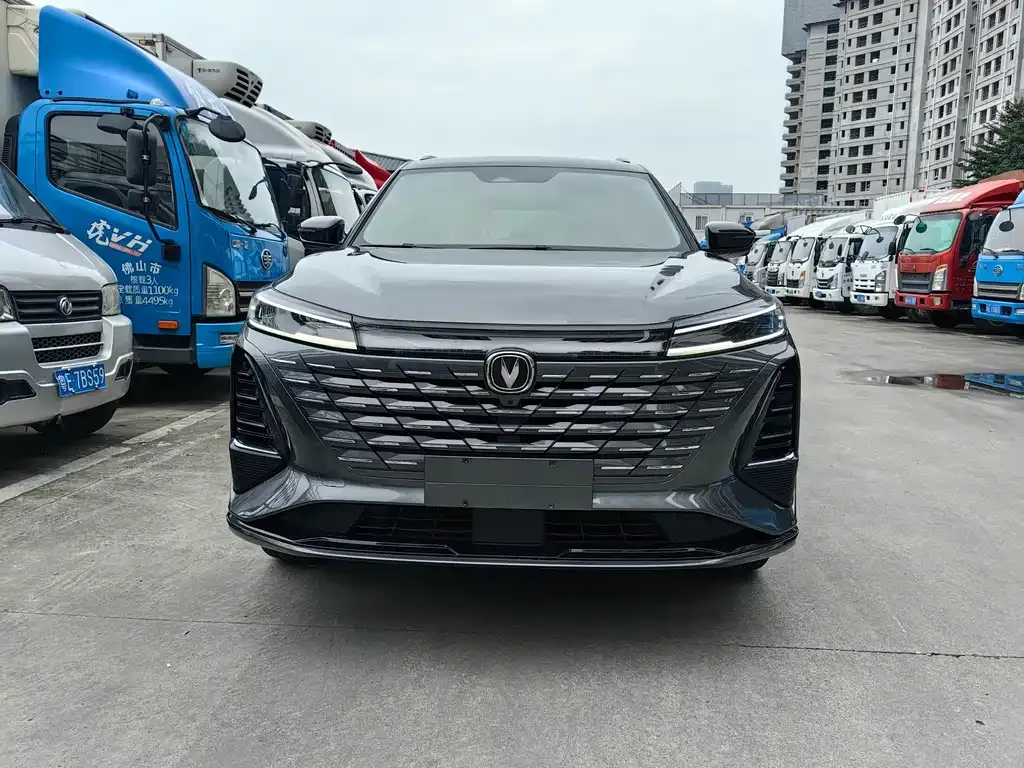 Changan CS75PLUS — фото 6