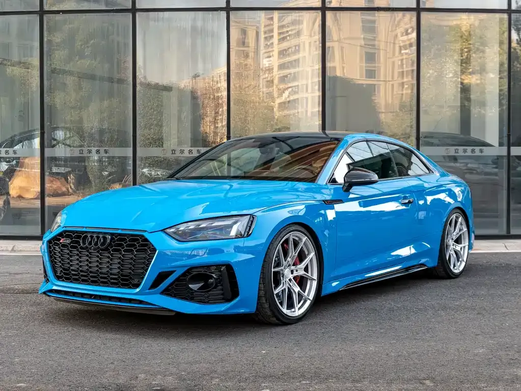 Audi RS 5 — фото 1