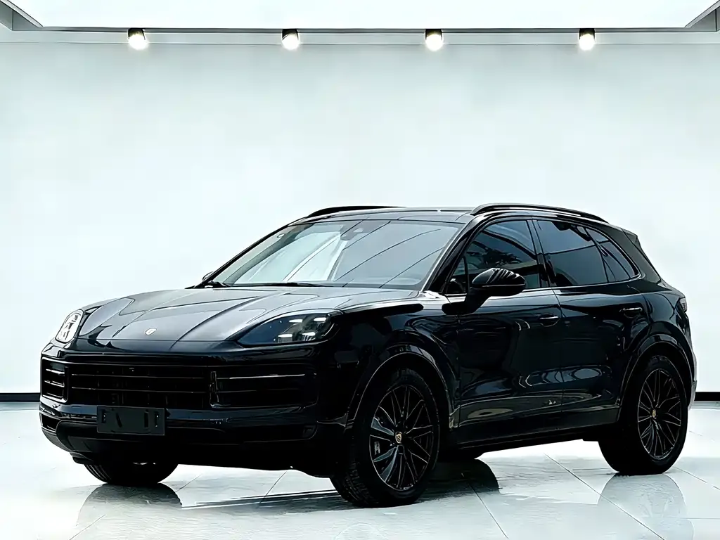 Porsche Cayenne — фото 1