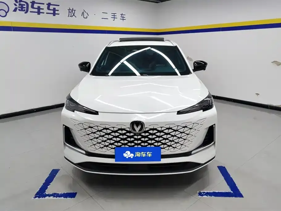 Changan CS55PLUS — фото 3